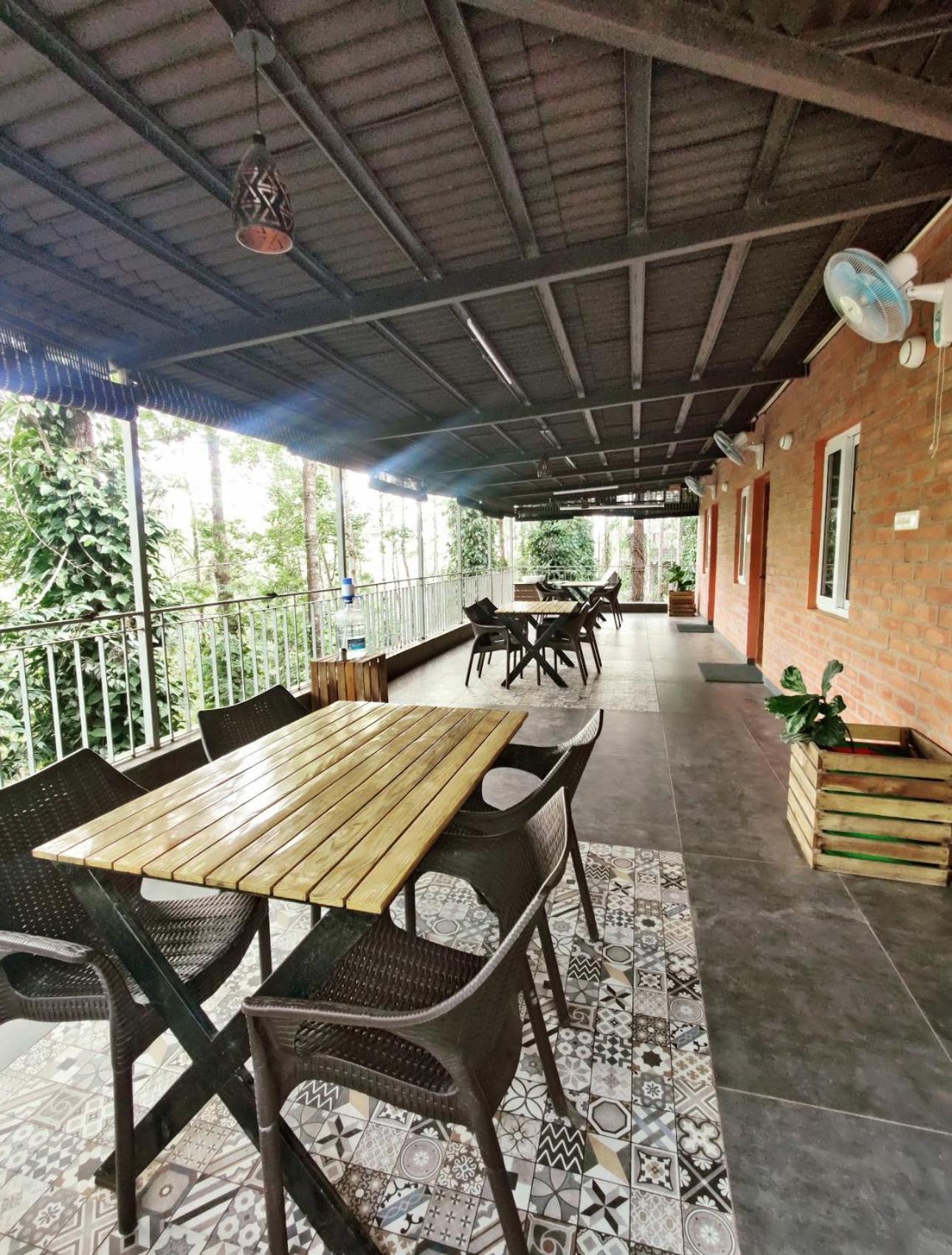 100 Oaks Estate Yercaud Exterior foto
